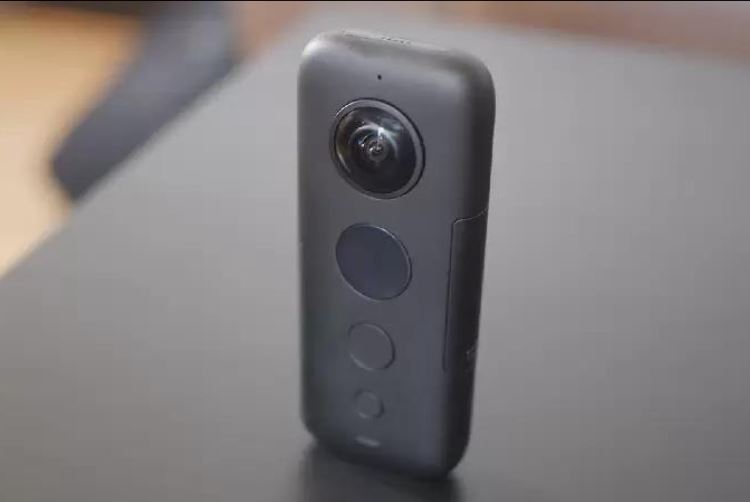 Insta360 One X buttons