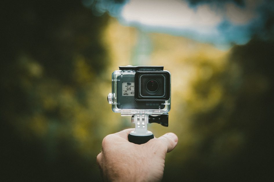 how to choose the best action camera_